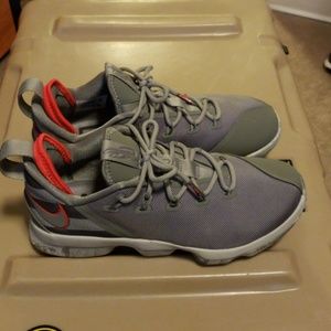 LeBron 14  Low